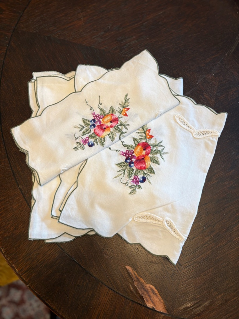 Vintage Embroidered Floral Linen Napkins - White with Multicolor Flowers